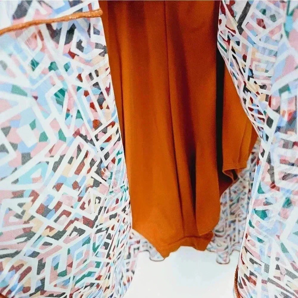 A shore Fit NWT 16w skirted slimming swimsuit - Picture 4 of 10